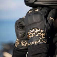 MOTOGIRL BESSIE GLOVE LEOPARD